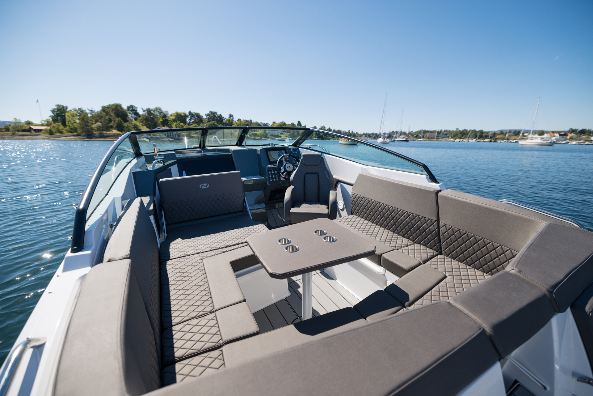 66b731f8af9874246dab558b_Noblesse_720_FRY_00943_Foto_Patrik_Westli